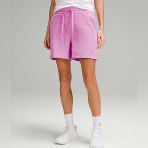 Lululemon Women’s High-Rise Scuba Shorts 5” in Dahlia Mauve (size 10)
